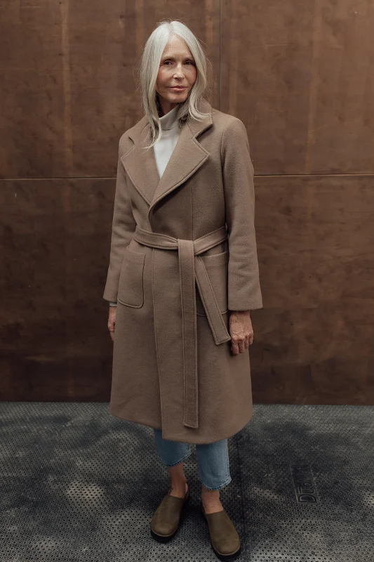 The Caselberg Wool Coat - Latte