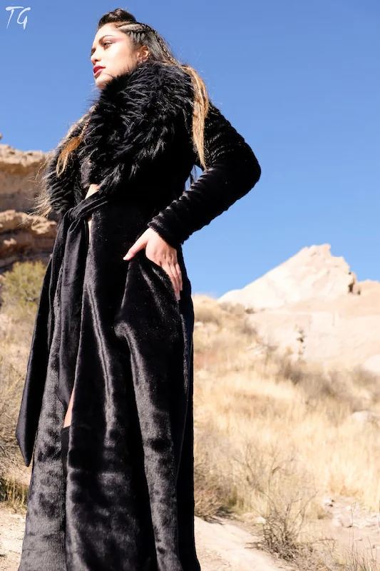 Women's Empress Coat in ""Black Raven""